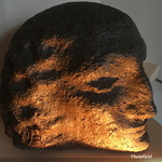 Masker vrouwenhoofd gres 1923 ism Bert Nienhuis
<br/>
Abraham, Onbekend
